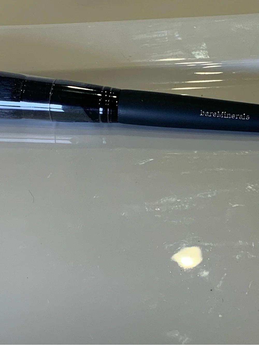 bareMinerals Seamless Shaping & Finish Brush
